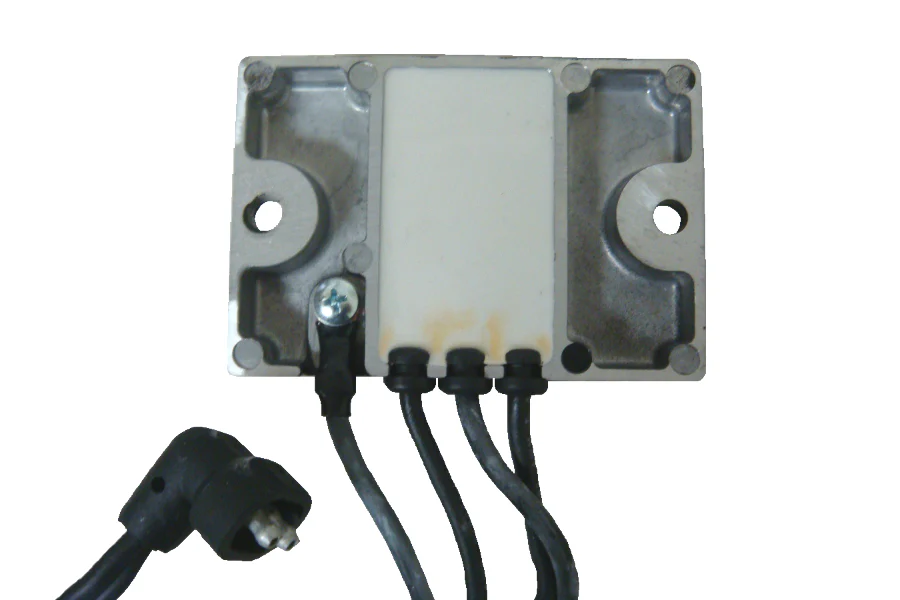 Compu-Fire 55120 - Black 32 Amp Voltage Regulator for 89-99 Big Twin Harley&reg; Models (OEM 74519-88A) - Image 3